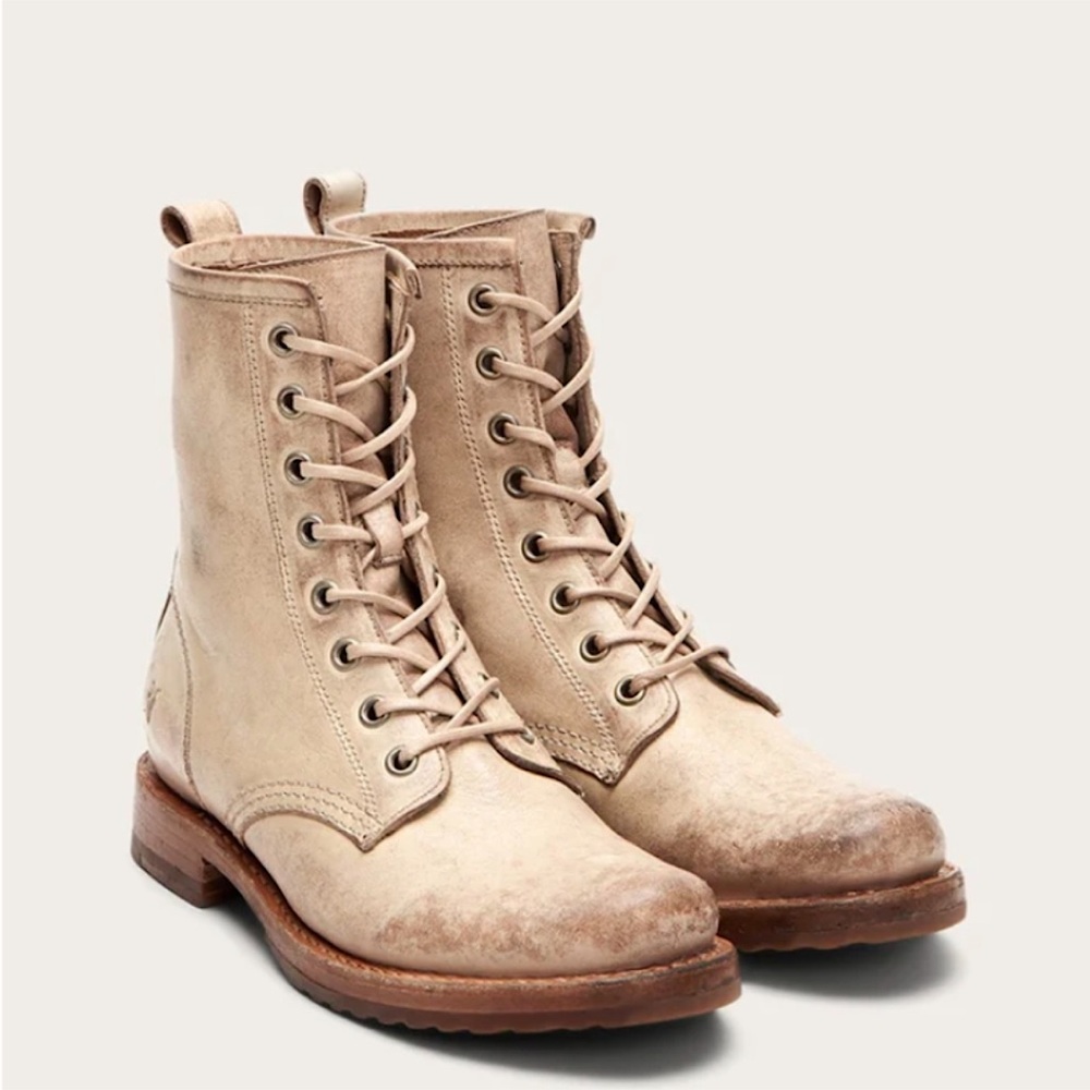 $399 Frye Veronica Combat Tan Cream Distressed Leather Lace Up Vintage Moto Boot - Picture 2 of 15